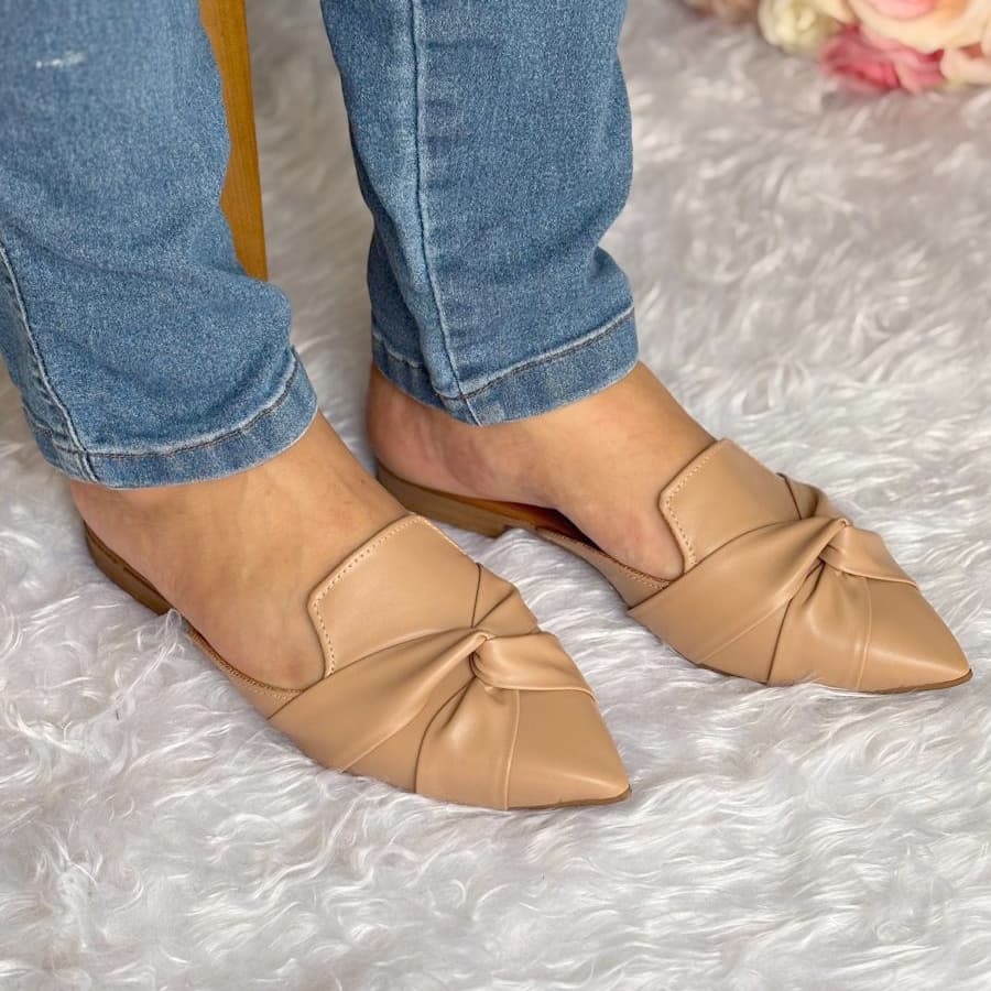 Mule Feminino Sandália Detalhe Entrelaçado Bico Fino