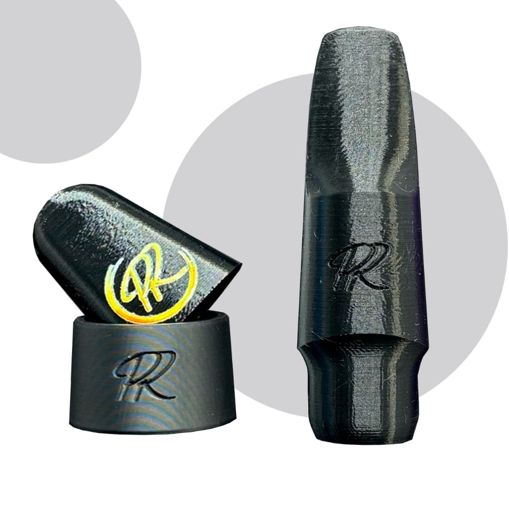 Boquilha Plastireed Infinity Solid - Sax Alto - Várias Cores, Aberturas 5 6 7 8 - Acompanha Abraçadeira e Tapa Boquilha