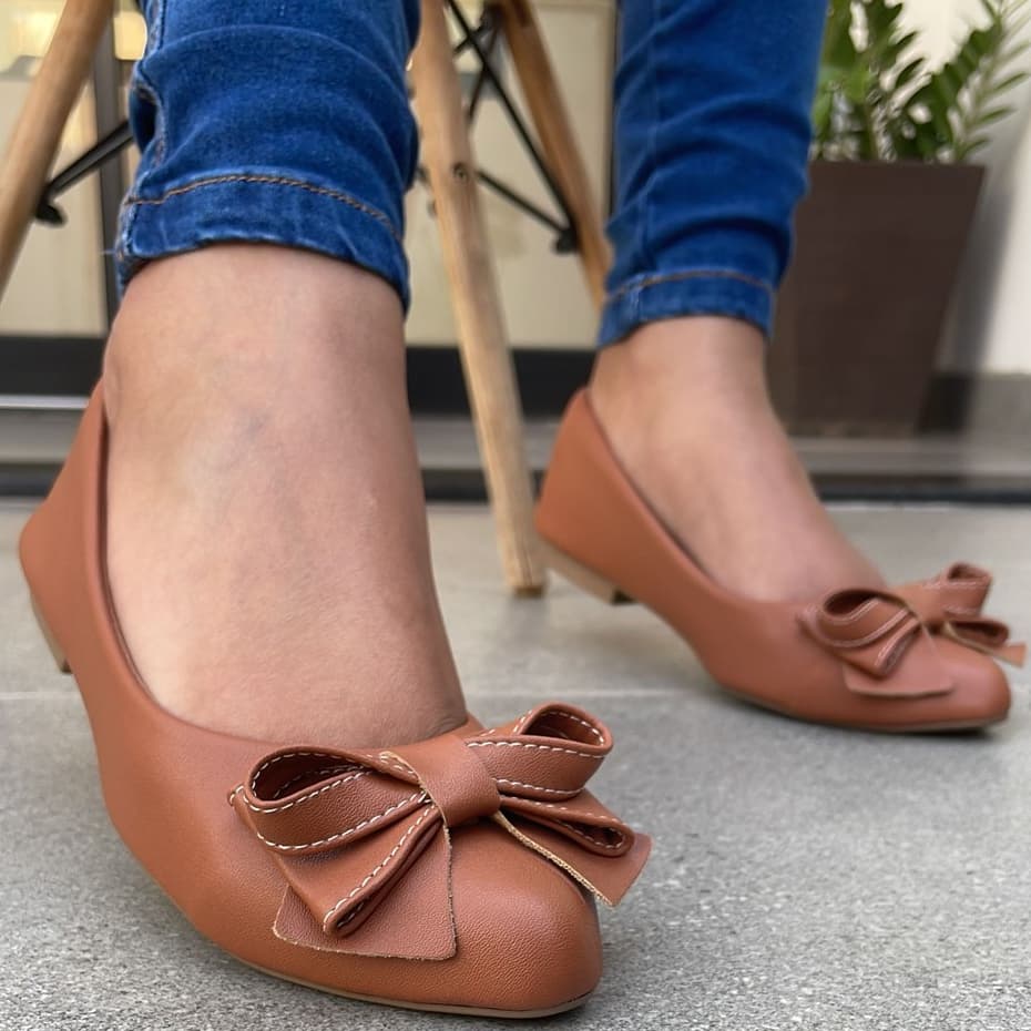 Sapatilha Feminina Arredondada com laço Casual Confortável