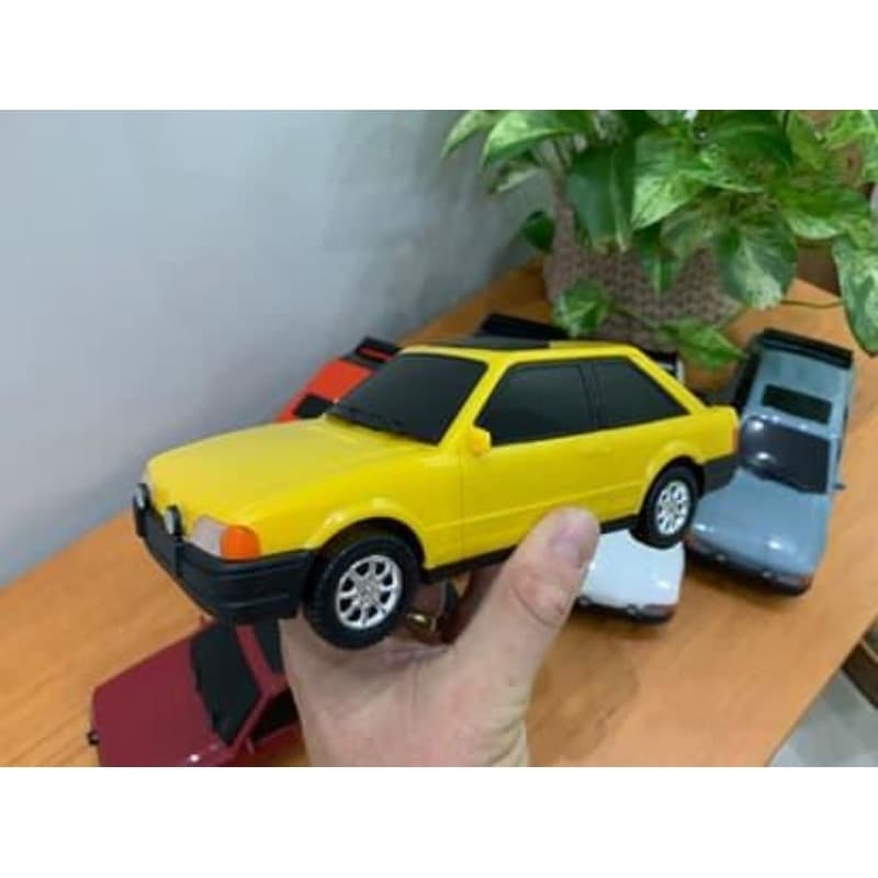 Carro Escort Antigo - Carrinho miniatura - 20 Cm - Escort XR3