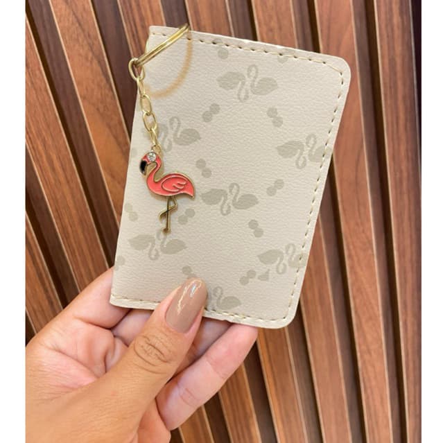 Carteira Feminina Elegante e com Chaveiro Acoplado