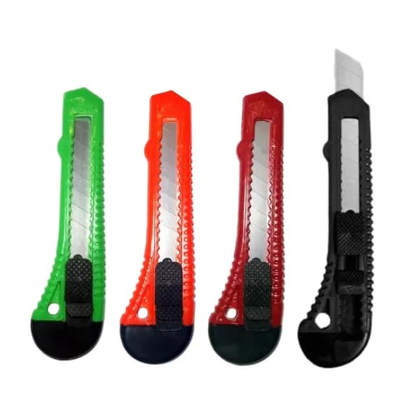 Estilete Plástico 18mm -CORES SORTIDAS