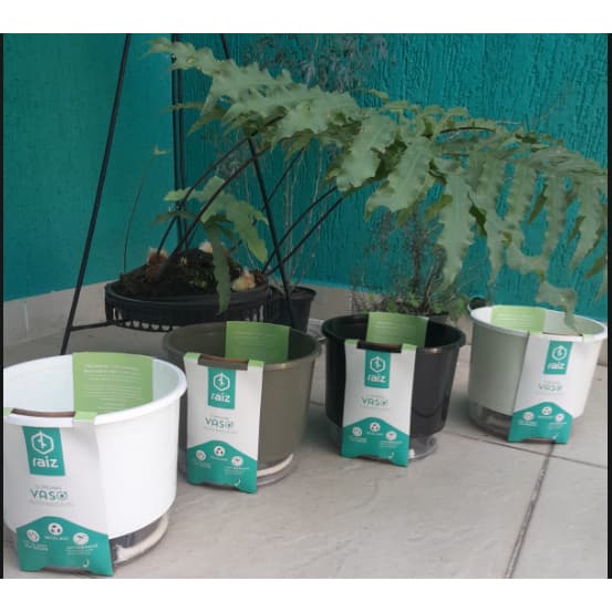 Vaso Autoirrigável Grande N04 21cm x 19cm