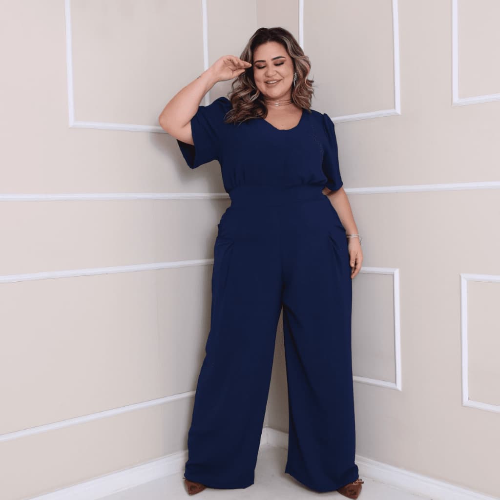 Macacão Plus Size Calça Pantalona Decote V Discreto Elegante com Amarração nas Costas Mod Evangélica