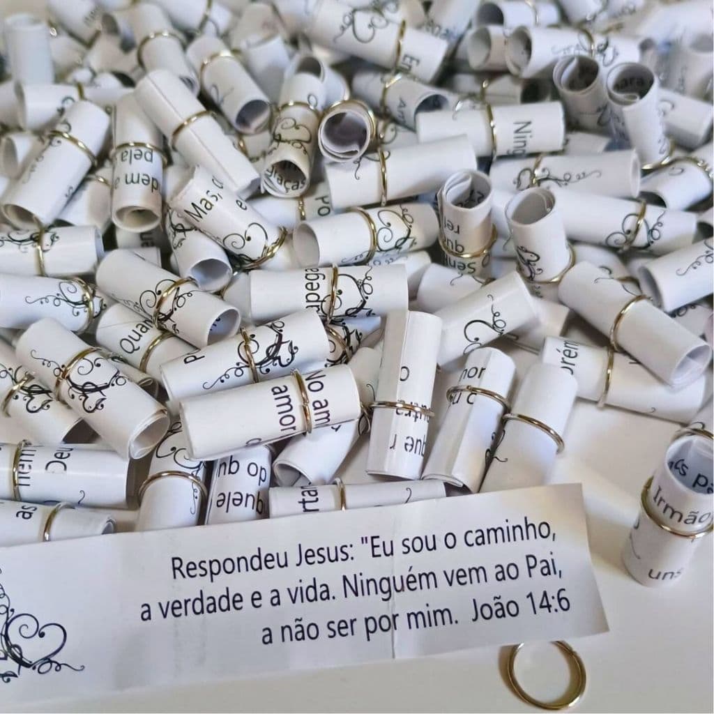 Kit 400 Lembrancinhas Versículos Bíblicos Enroladinhos para Casamentos, Batizados e Eventos em Geral