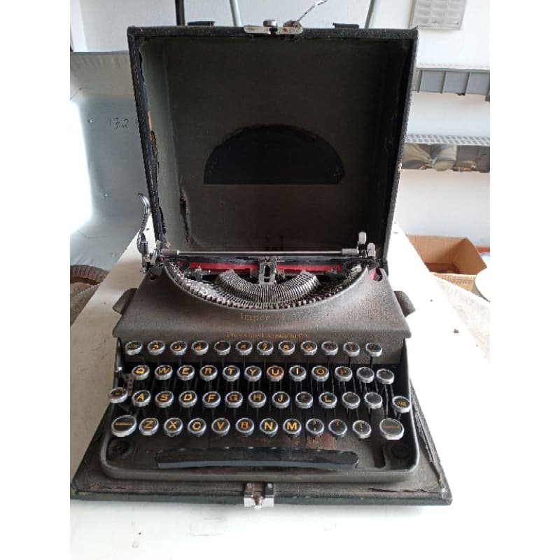 Máquina de escrever Imperial