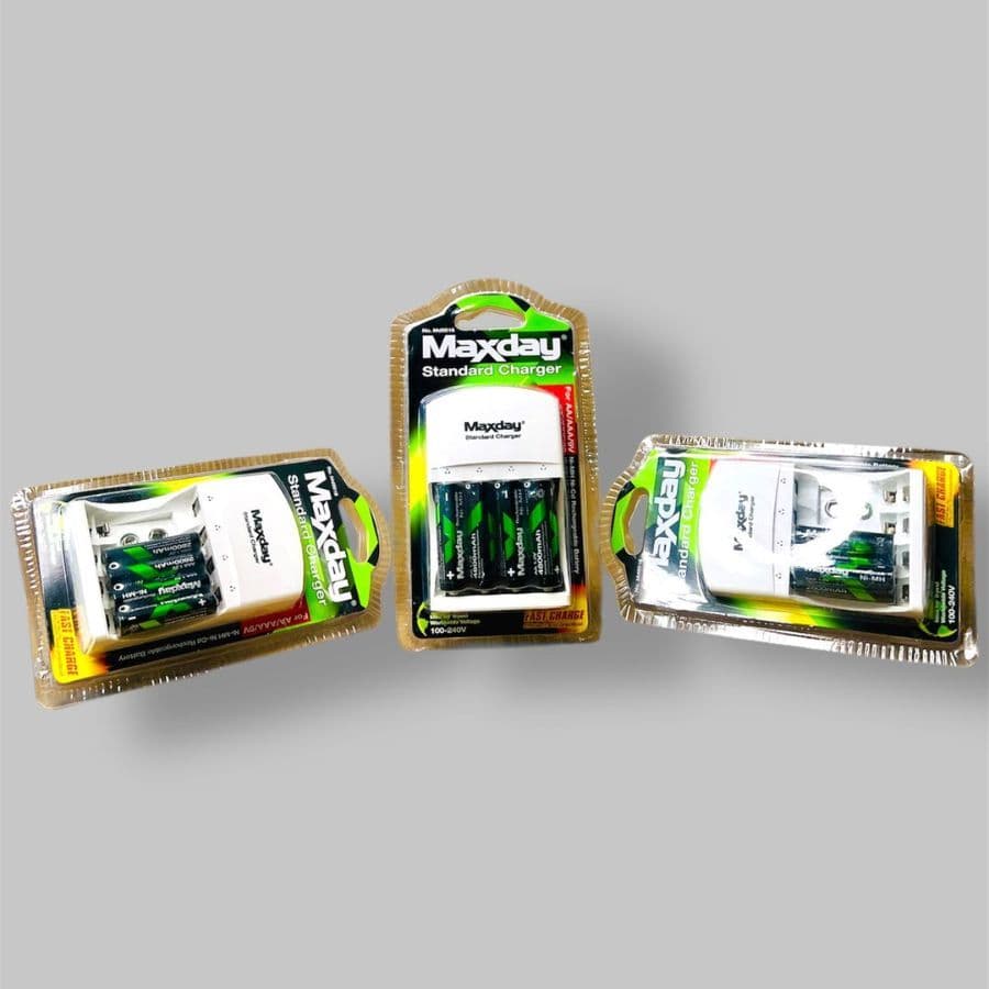 Kit Carregador Maxday Compátivel com 4 Pilhas AA ou AAA Recarregavel 120MA 9V Bivolt