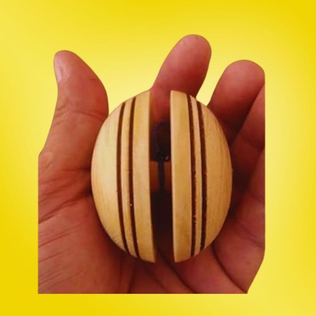 Ioiô de Madeira Artesanal com Ponteira – Qualidade e Estilo Clássico!