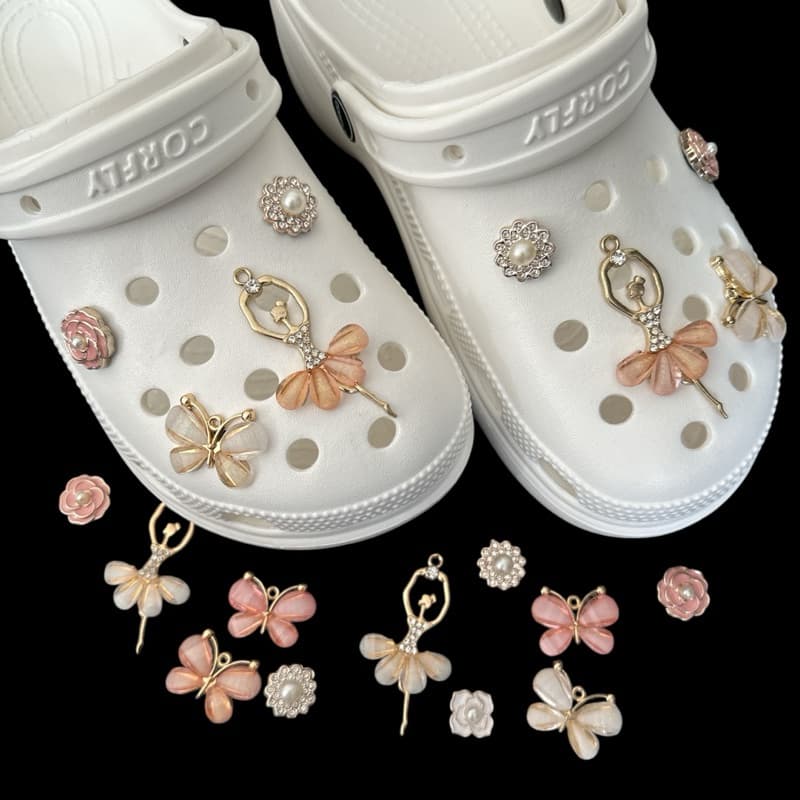 kit Bottons Pins em ABS/ACRILCO E METAL para Babuches sapatos