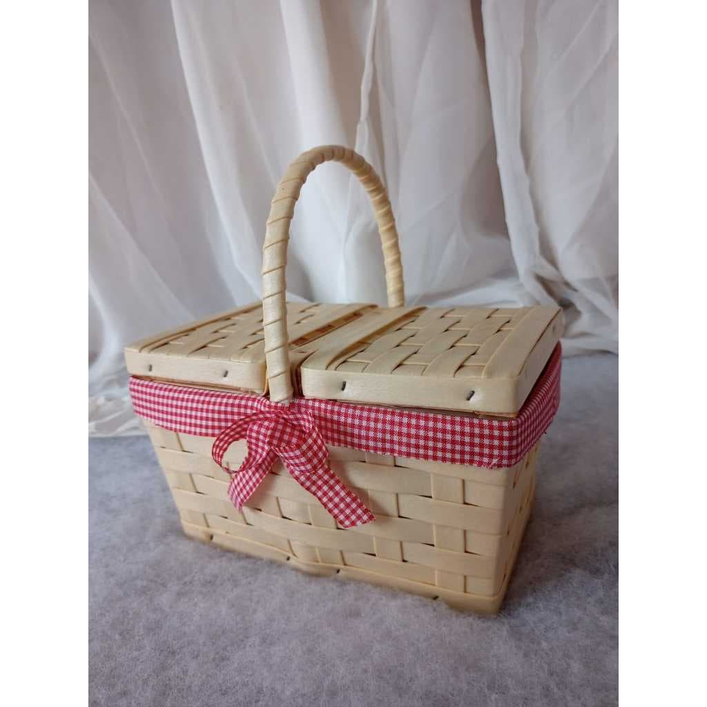 Cesta de Piquenique Mini para Presente Enfeite Decoração com Laço