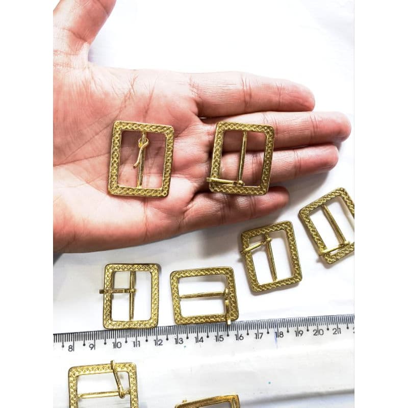 Fivela dourada metal 10 peças
