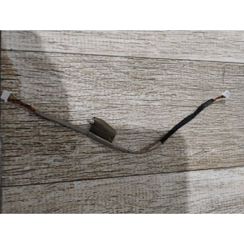 Cabo webcam CPU monitor integrado AOC m2011