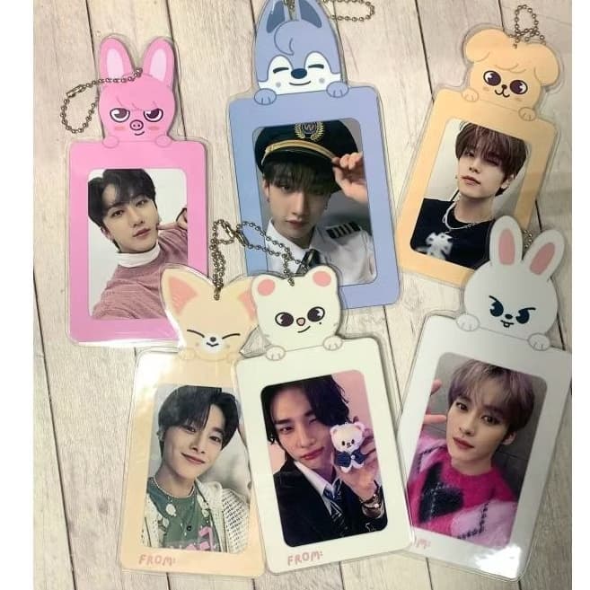 Chaveiro Skzoo StrayKids K-pop tipo Holder Fanmade, plastificado.