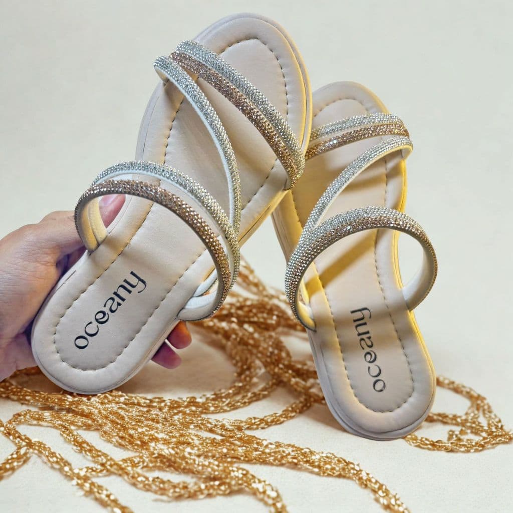 Sandalia rasteirinha  adulto a infantil  brilho strass confortavel