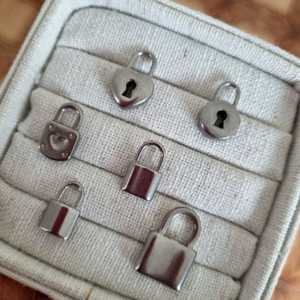 Pingente de Cadeado para Cadeia de Consagração – Aço Inox Antialérgico