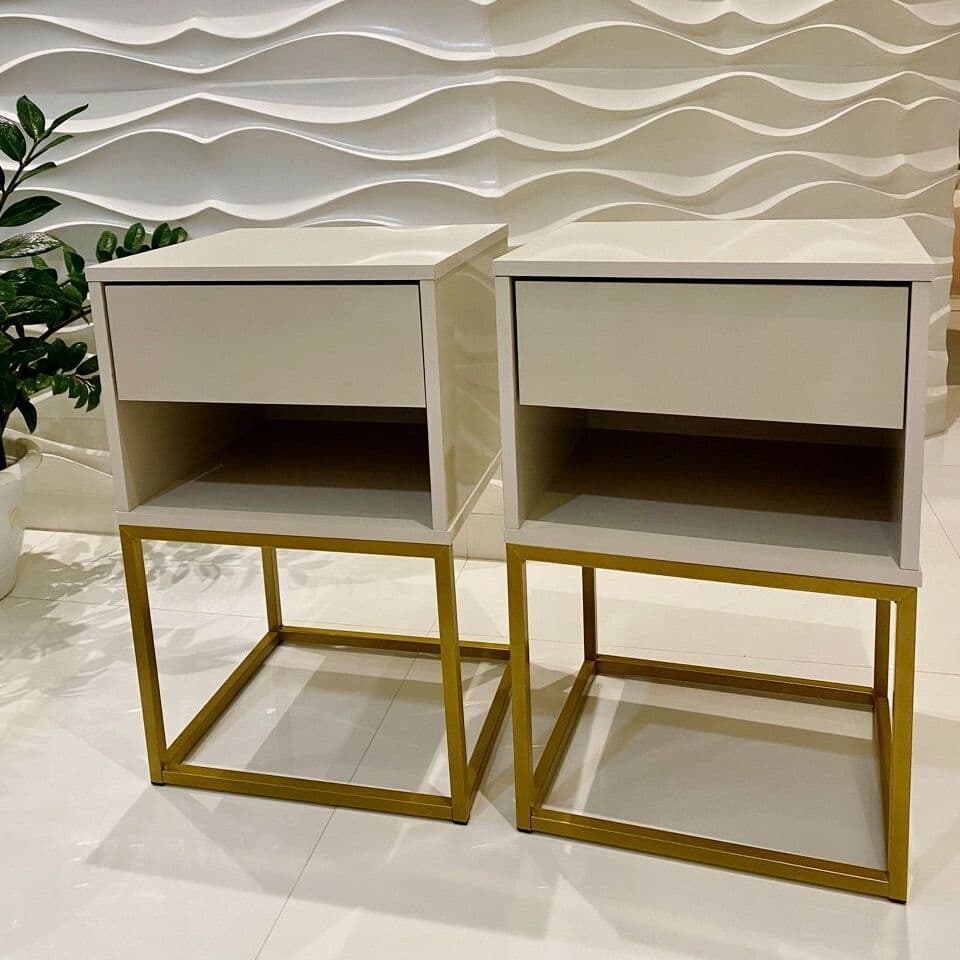 Kit 2 Un Mesa de Cabeceira Sofia Estilo Industrial Base Aço 1 Gaveta E 1 Nicho - LH Móveis