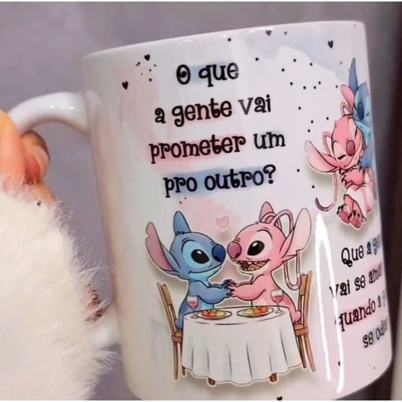 Caneca Personalizada O que a Gente Vai Prometer Um Para o Outro Stitch e Angel Namorados com Foto Casal Cerâmica 325ml