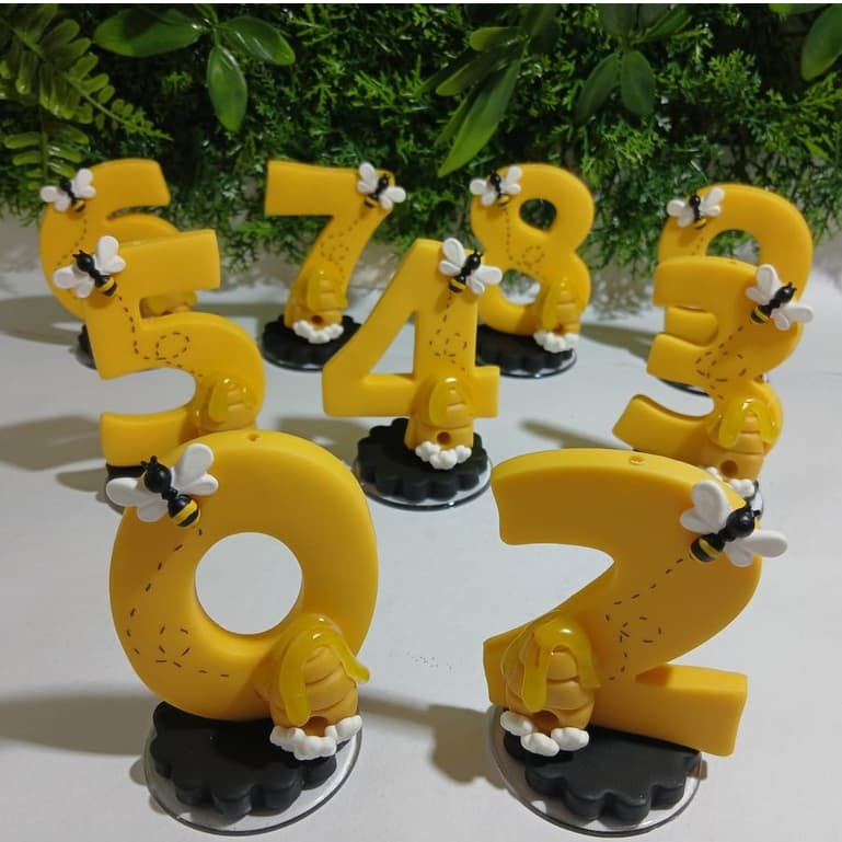 Vela Abelhinha em Biscuit para Bolos de Aniversário