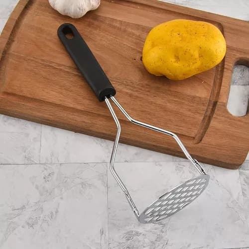 Amassador de Batatas Manual Legumes Multiuso em Aço Inox Com Cabo Plástico Cozinha