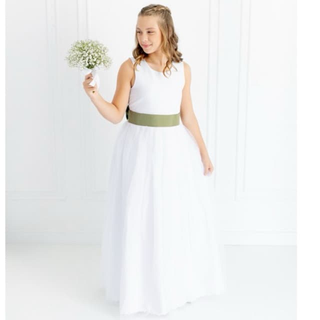 Vestido Longo Branco Dama de Honra Faixa E Laço Verde Oliva  Infantil Com Saia Tule REF4072