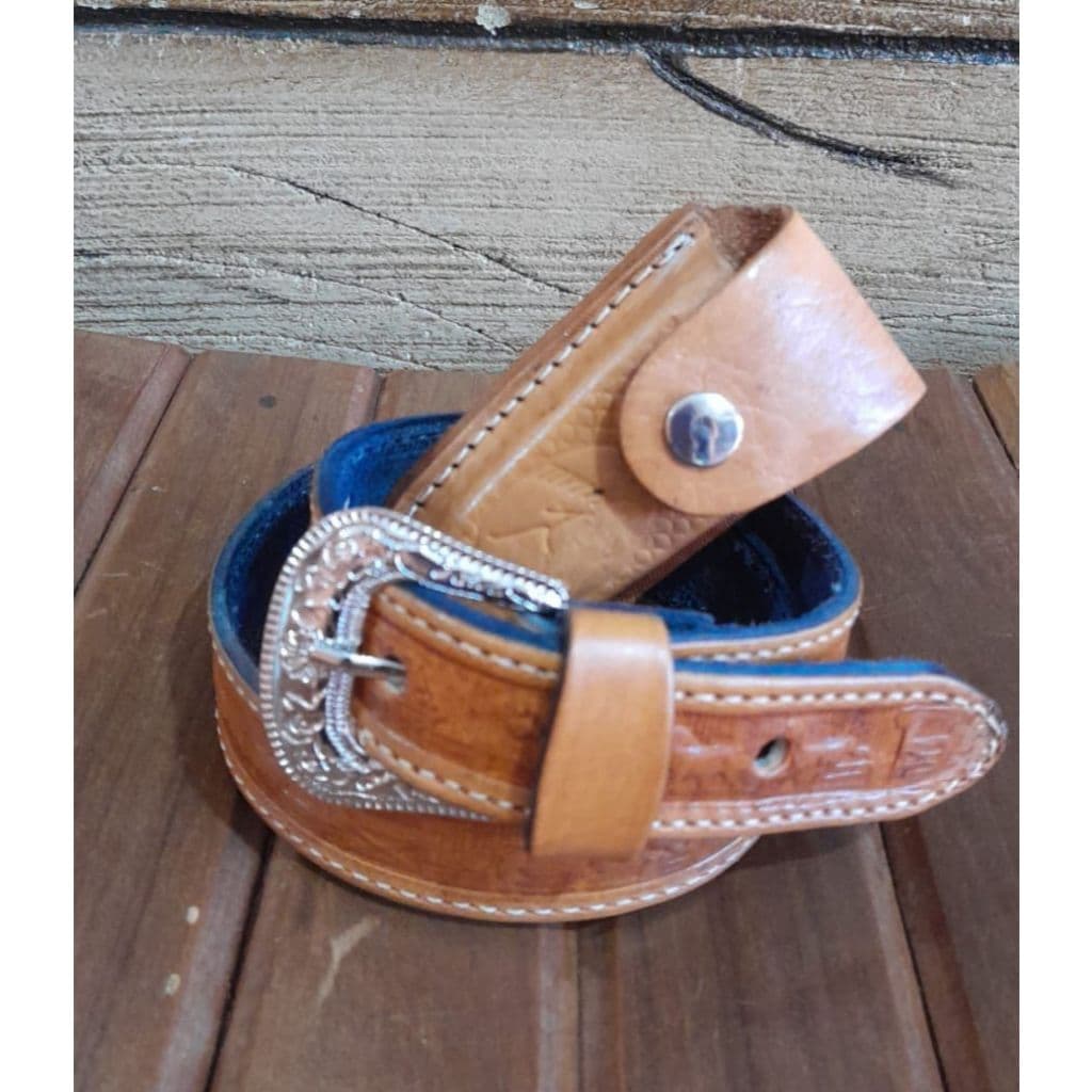 Combo Cinto Infantil Reto Rebaixado Couro Legítimo + Bainha De Canivete Cavalinho Qualidade