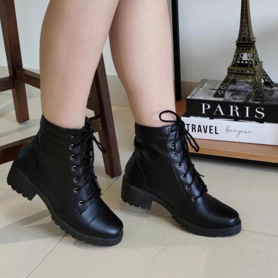 Bota Coturno Feminina Salto Grosso Tratorado