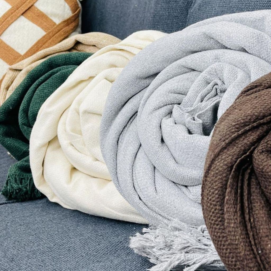 Manta Para Sofá King Gigante 400M x 180M Tipo Capa Protetora Decorativa Mesclado Varias Cores