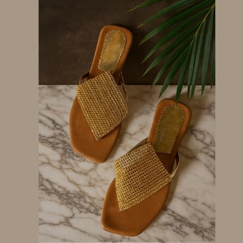 Rasteira Feminina Bico Quadrado Versátil Confortável Sandália Macia Delicada Moda Elegante