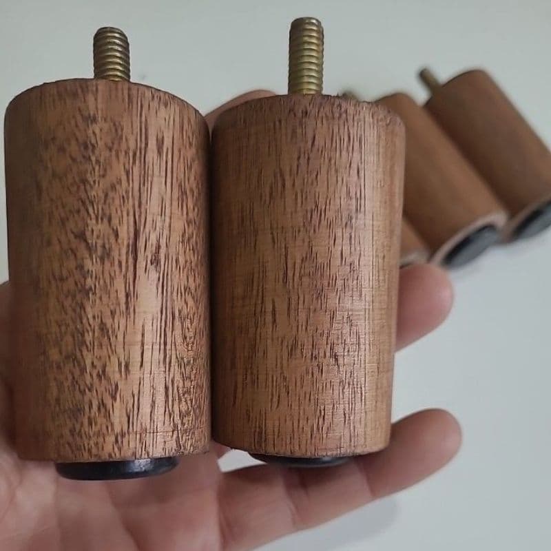 Kit 6 pés de madeira 6,5cm para cama box e baú com sapata fixa (cor Cinamomo)