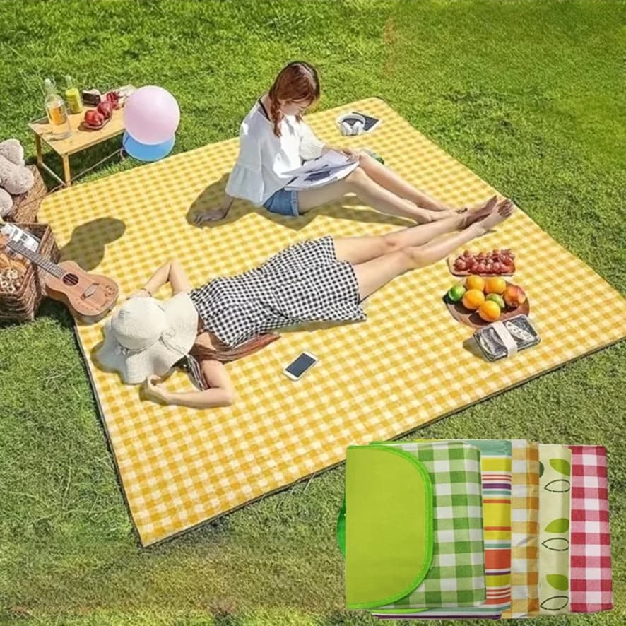 Tapete Piquenique Portátil Dobrável 180X180cm Impermeavel À Prova De Umidade Prático Fácil Transporte Para Praia Camping