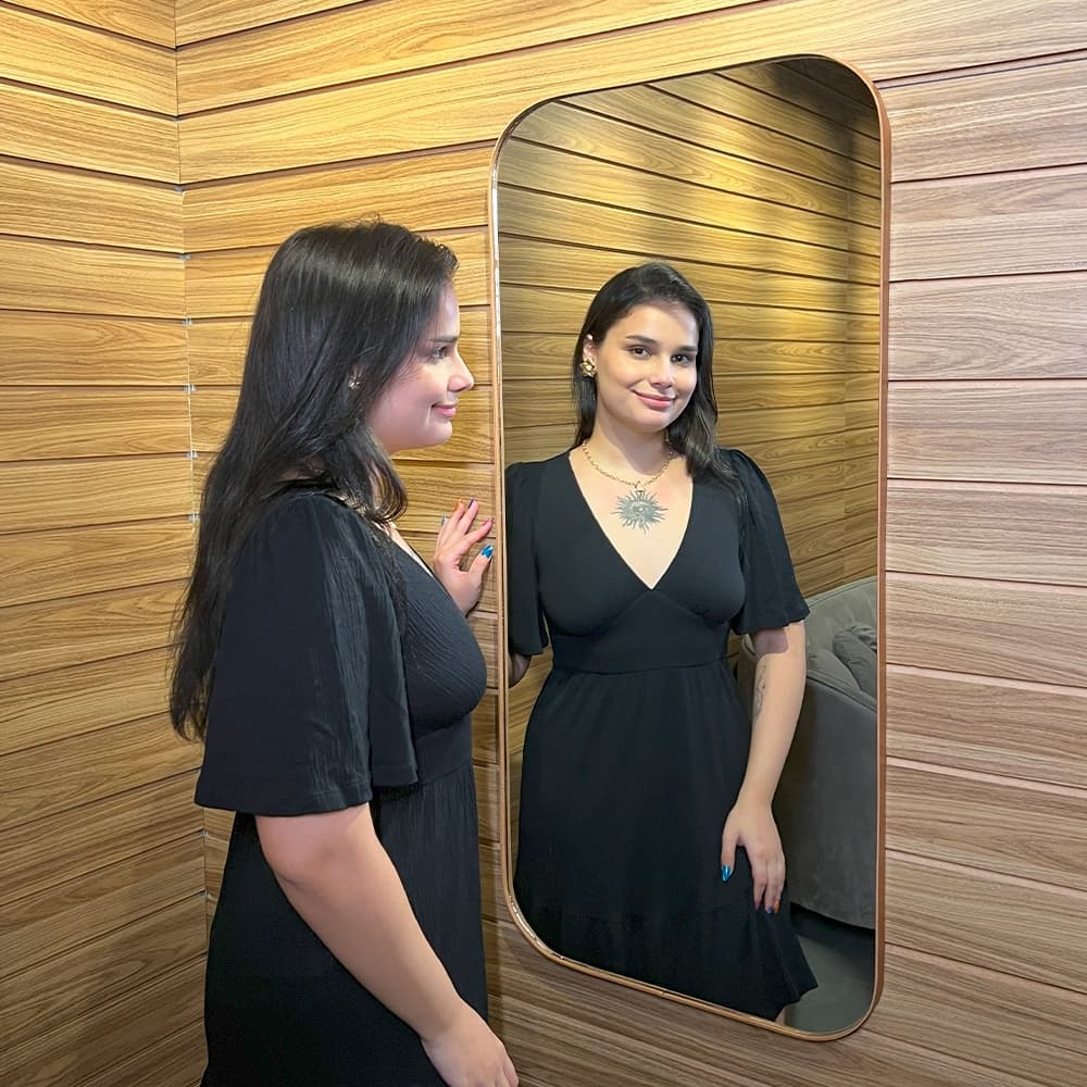 Espelho Decorativo Retangular 53x110cm com Bordas Arredondadas – Moldura Caramelo