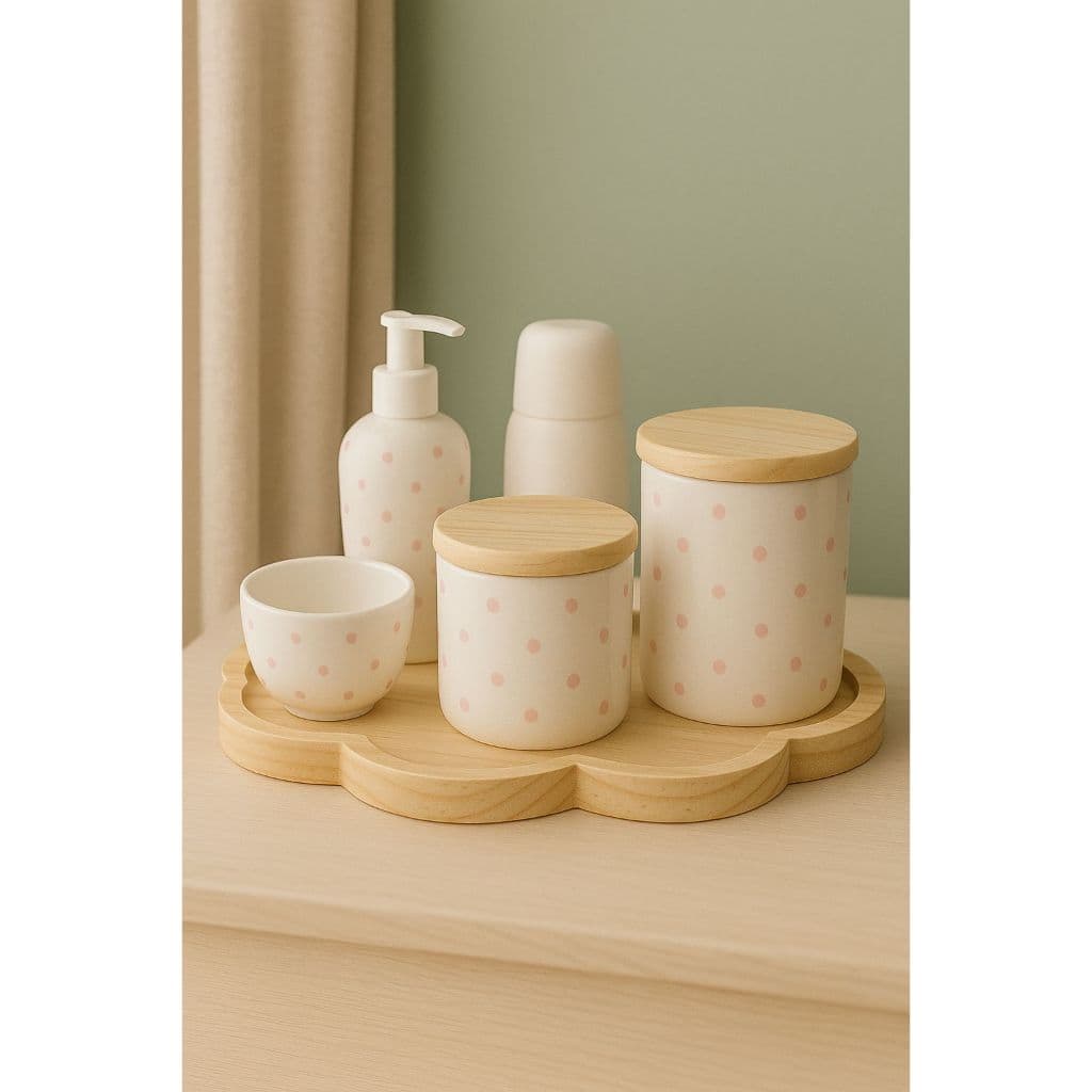 Kit Higiene Bebê Porcelana Bandeja Nuvem Garrafa Termica Molhadeira Porta Algodão Cotonete