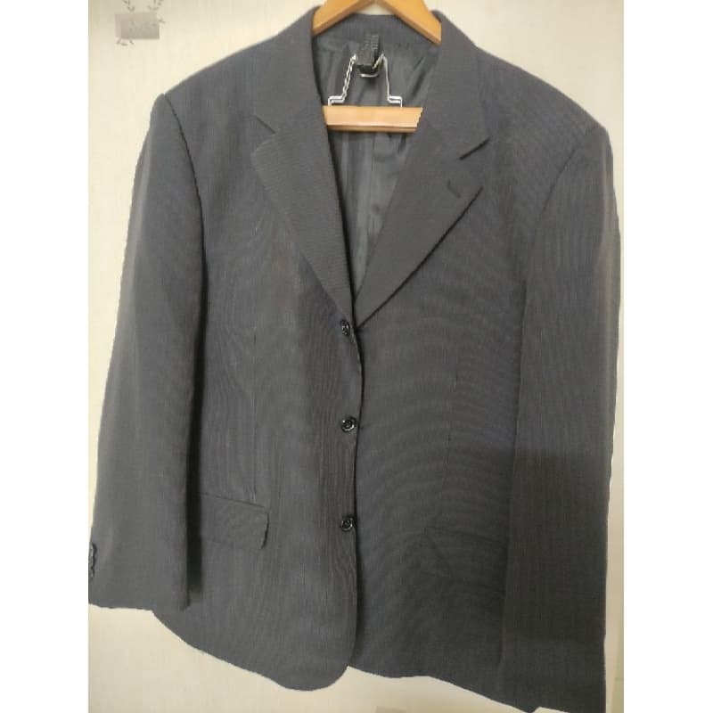 EMPÓRIO COLOMBO BLAZER TAM 54-95,00CINZA ESCURO/RISCA GIZALTURA 80CMOMBRO 52Cm