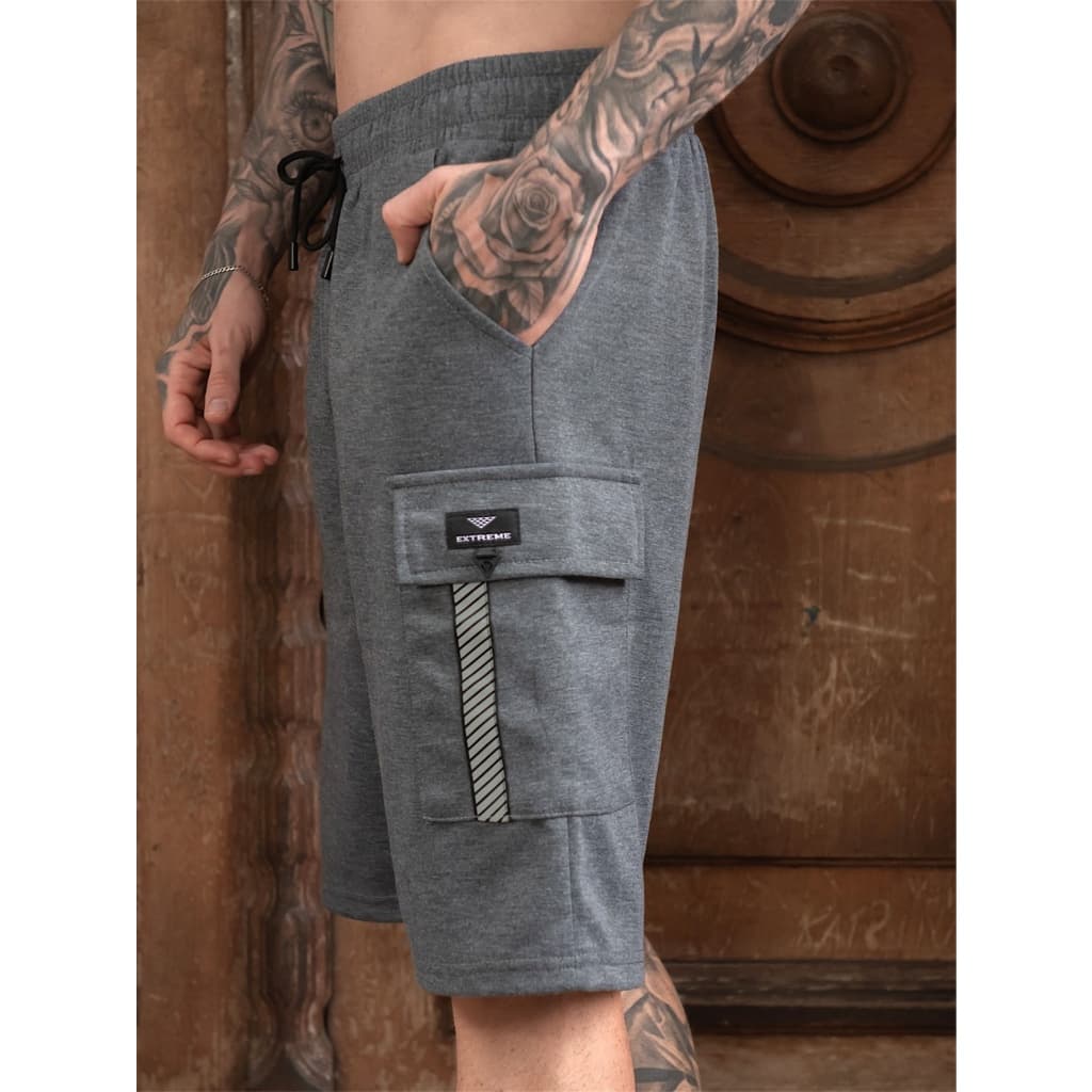 Bermuda cargo com elástico na cintura