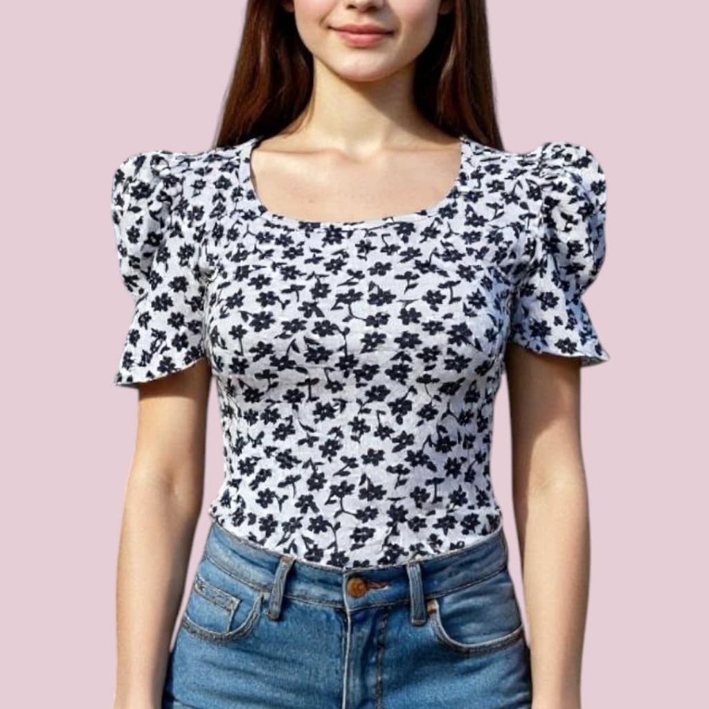 Blusa manga princesa branca floral leve, estica muito, para meninas de 10 a 16 anos.