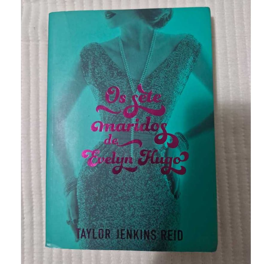 Desapego de livros - Amor e Gelato; Novembro 9; Liberta-me; Os 7 maridos de Evilyn Hugo;