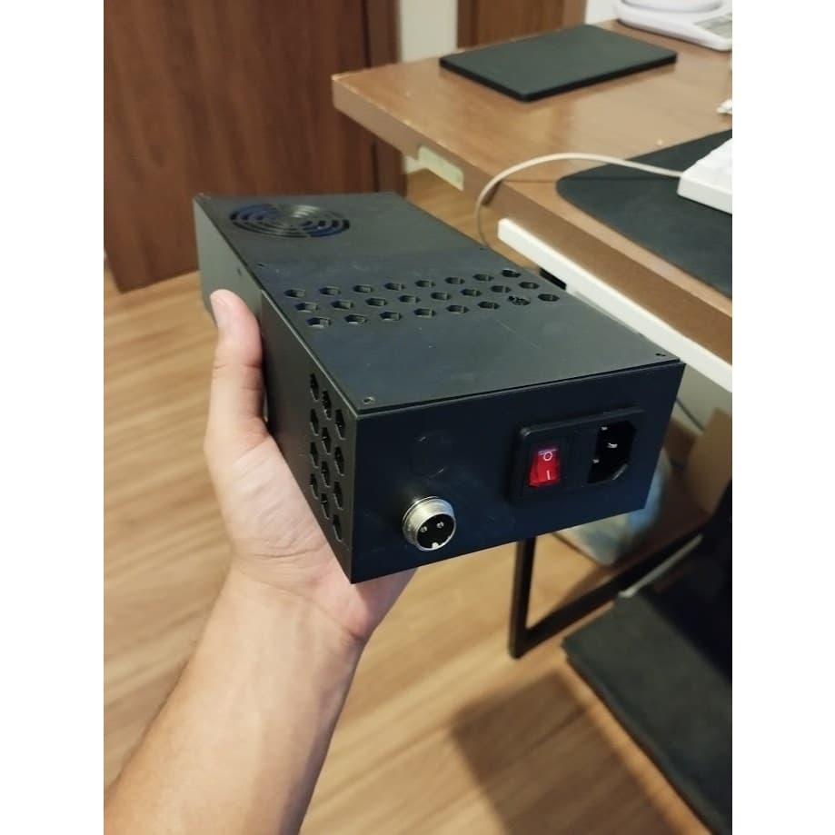 Case para fonte chaveada com conector mike e chave liga e desliga