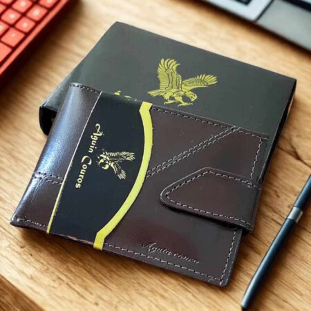 Carteira Masculina Premium de Couro Legítimo Marrom com Fecho de Pressão Porta Cartão CNH