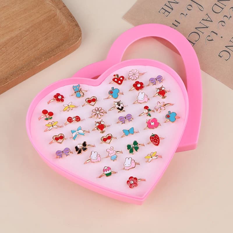 36 Anéis Infantil  Menina + Caixa Coração / Ajustável Sortidos