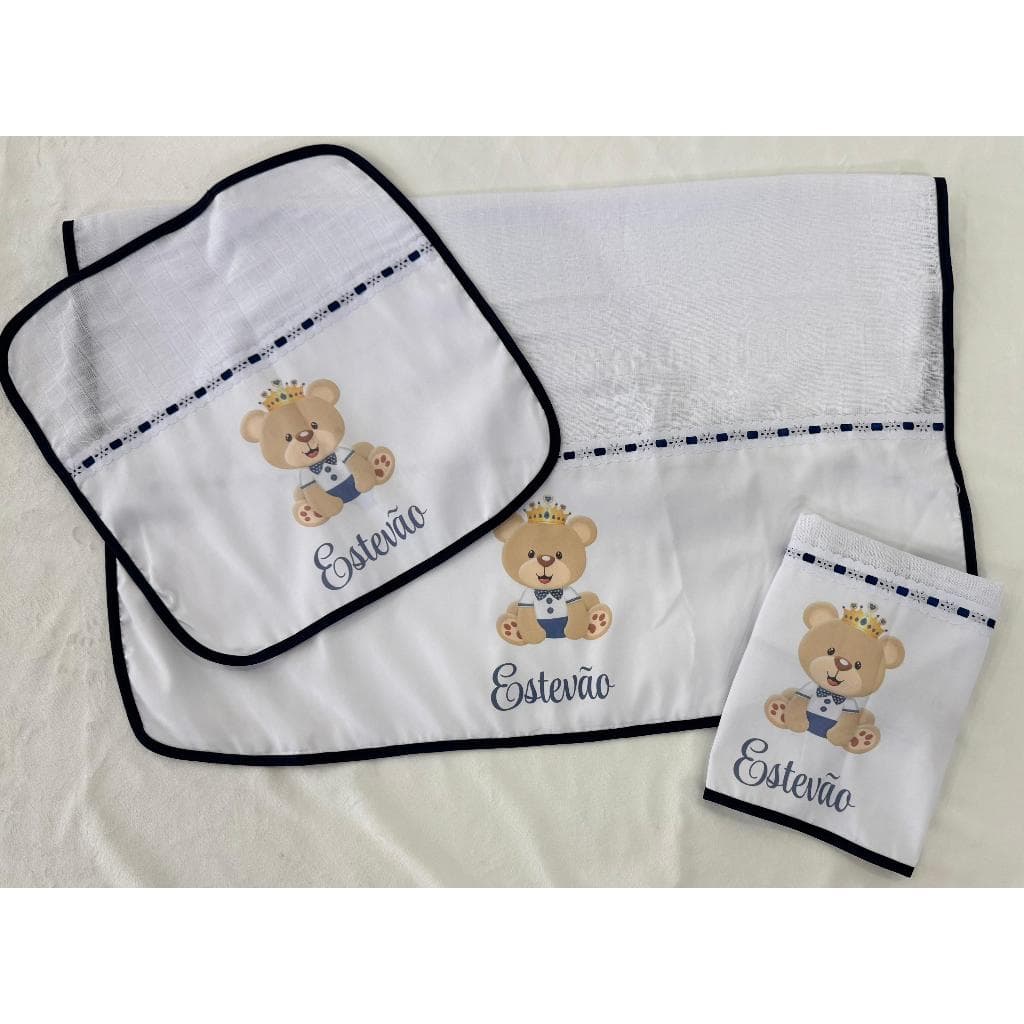 KIT com 1Fralda de Ombro + 2 Fraldas de Boca PERSONALIZADAS (ENVIAR NOME NO CHAT MOMENTO DA COMPRA)