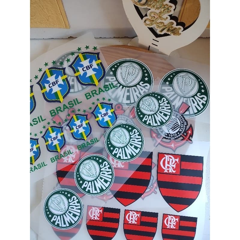 kit brasãos de times termocolante para todo tipo de tecido aplicar com ferro de passar com diversos tamanhos