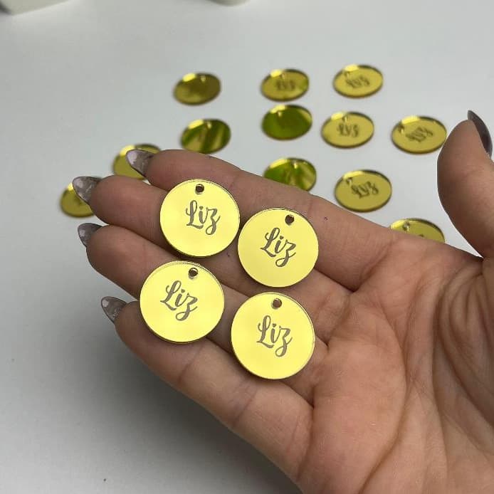 Tag Em Acrílico Com Nome Personalizado 2cm Etiqueta Decorativa