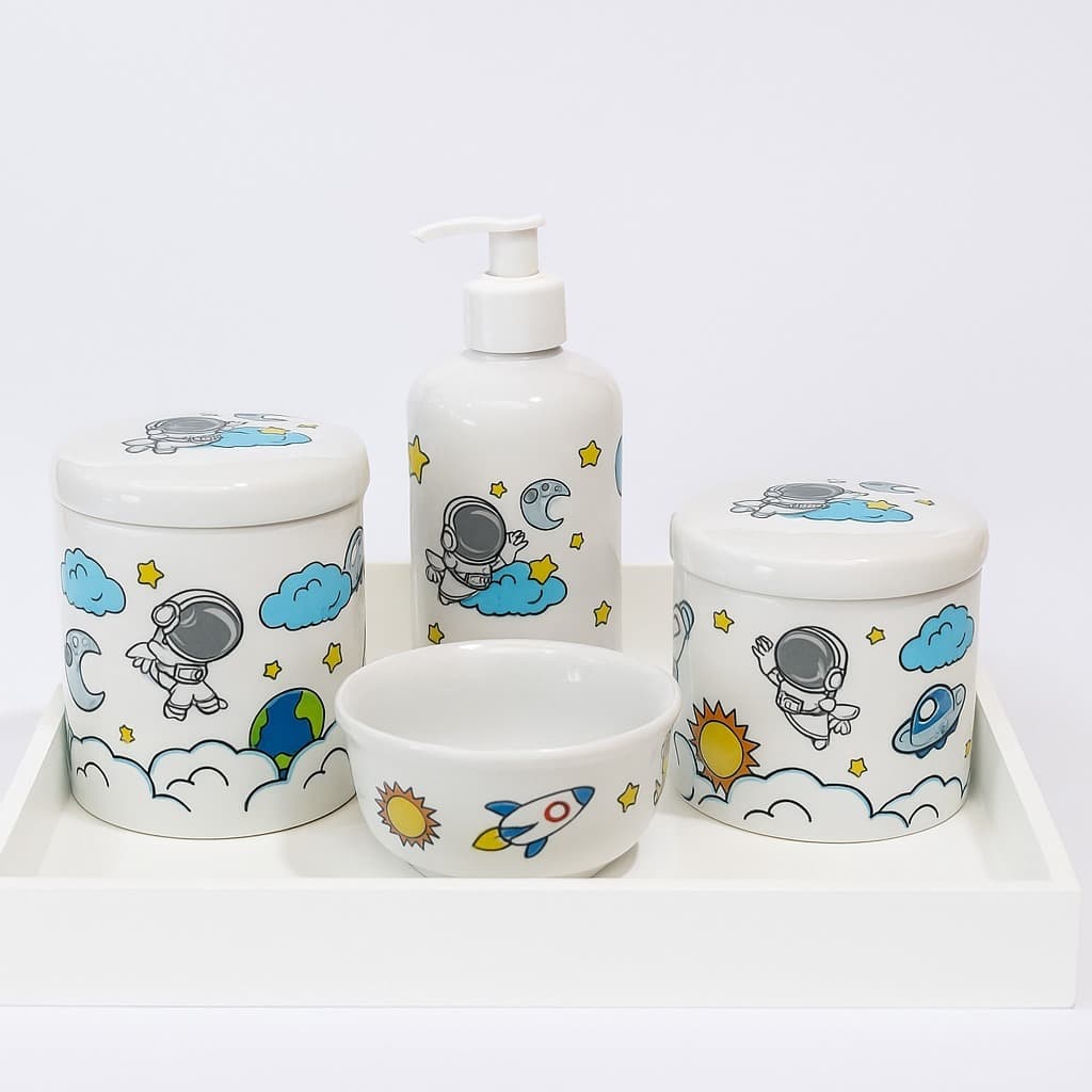 Kit Higiene Bebê Astronauta Porcelana Decoração Infantil Espaço