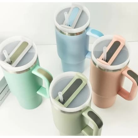 Copo Térmico 1200ml Com Tampa e Alca  Com a Logo Perfeito