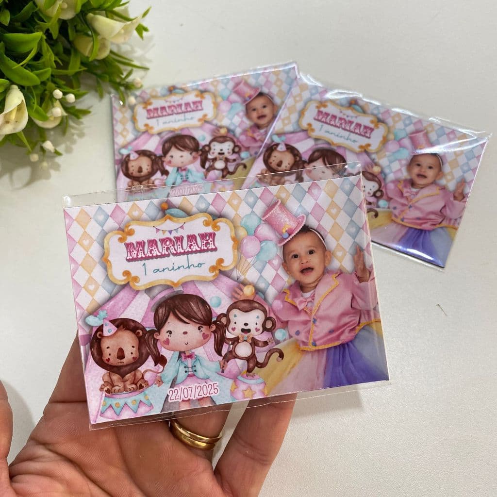 Lembrancinha aniversário/imã de geladeira personalizado /lembrançinha festa / Circo rosa
