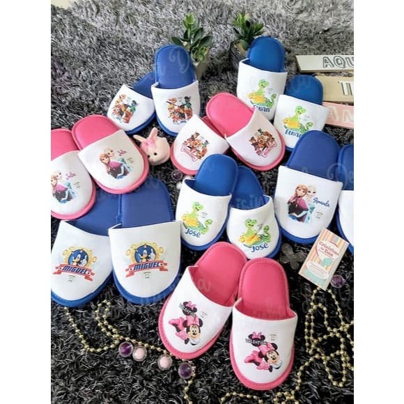 Pantufa Infantil Unissex Personalizada | Conforto e Diversão com o Nome e Personagem que a Criança Ama!
