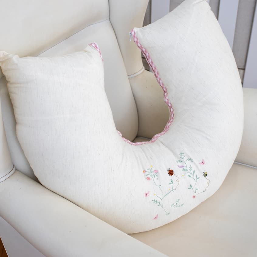 Almofada Amamentação Jardim Encantado Flores Linho Luxo 100% Algodão Grande com Zíper Bordado Menina