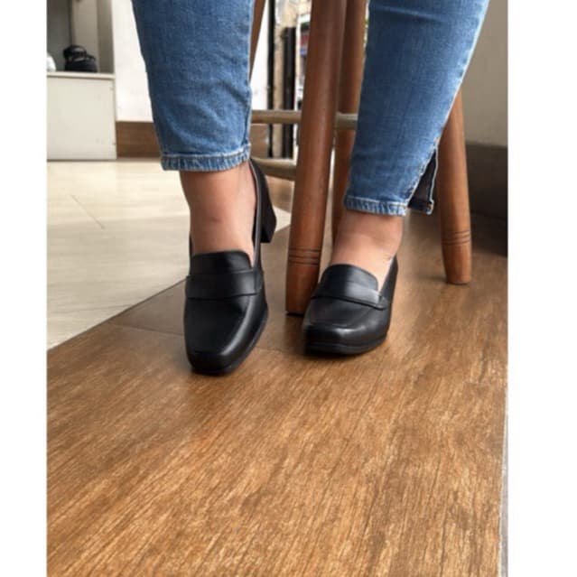 Sapato Feminino Social de  Couro Original