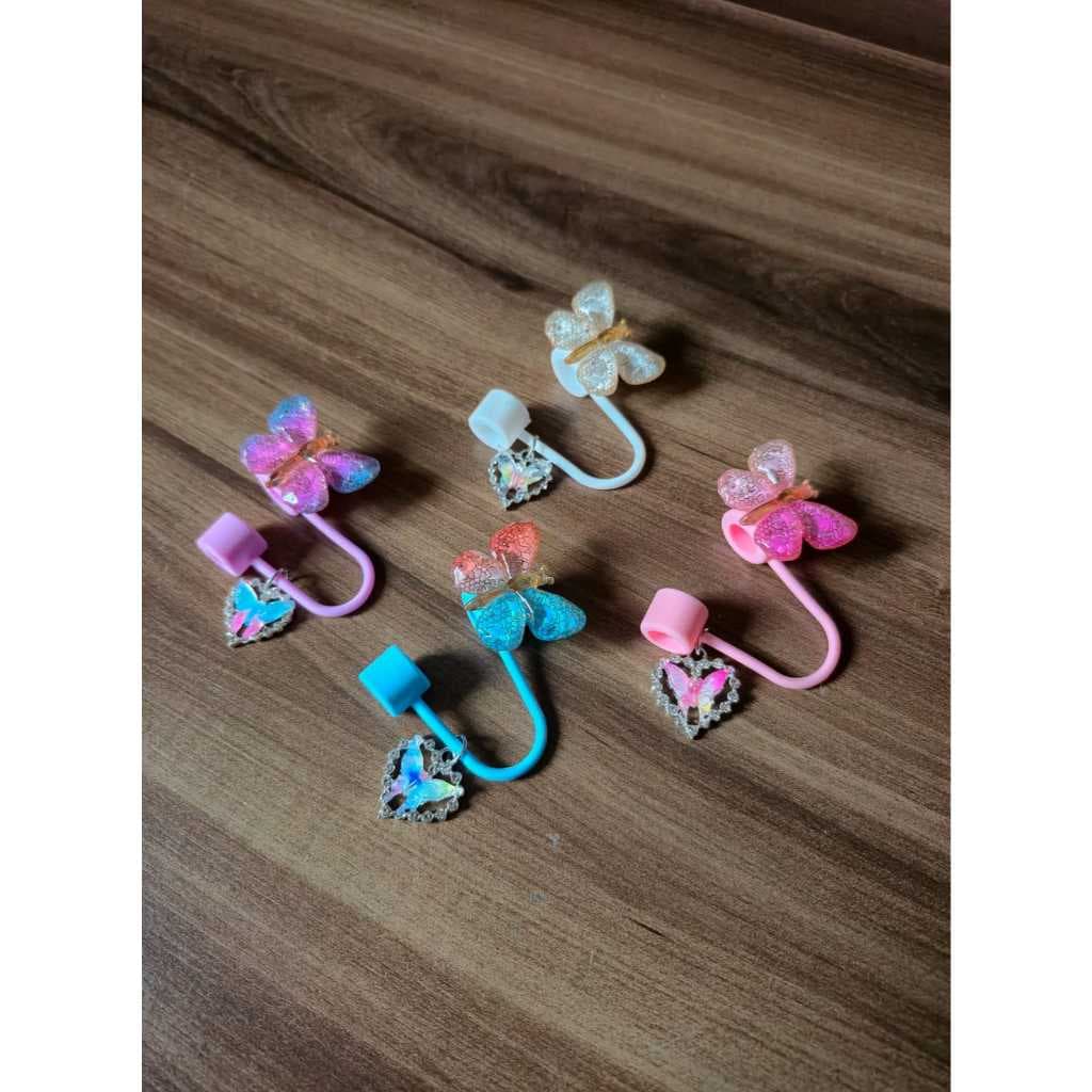 Tampa Borboleta com Pingente – Vedação para Canudo 9-12mm | Acessório para Copo ou Garrafa