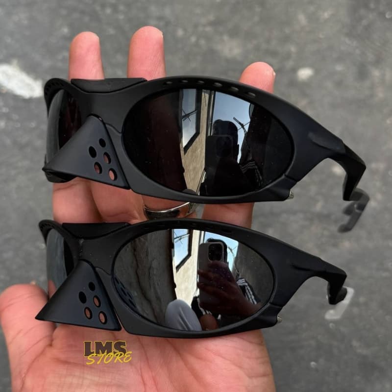 Óculos De Sol desenho com bico de pato e haste de sapo